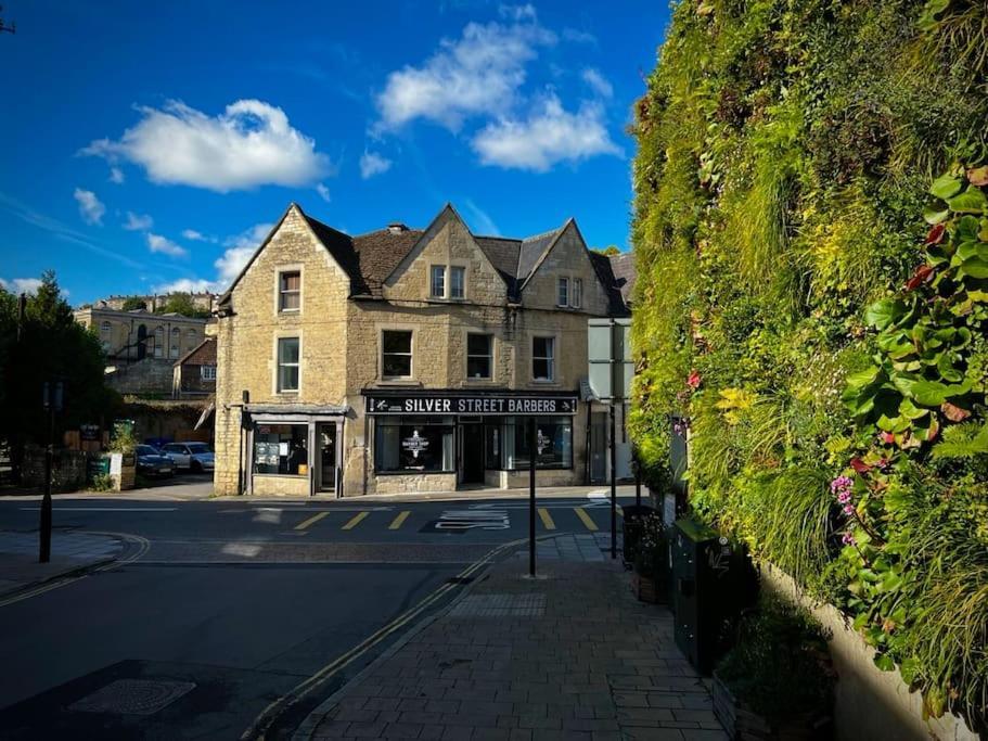 Period Apartment, Great Views, In Heart Of Town. Bradford-On-Avon المظهر الخارجي الصورة
