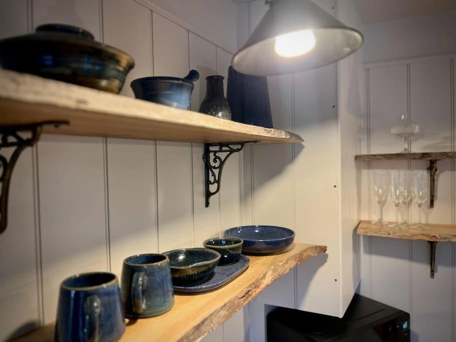 Period Apartment, Great Views, In Heart Of Town. Bradford-On-Avon المظهر الخارجي الصورة